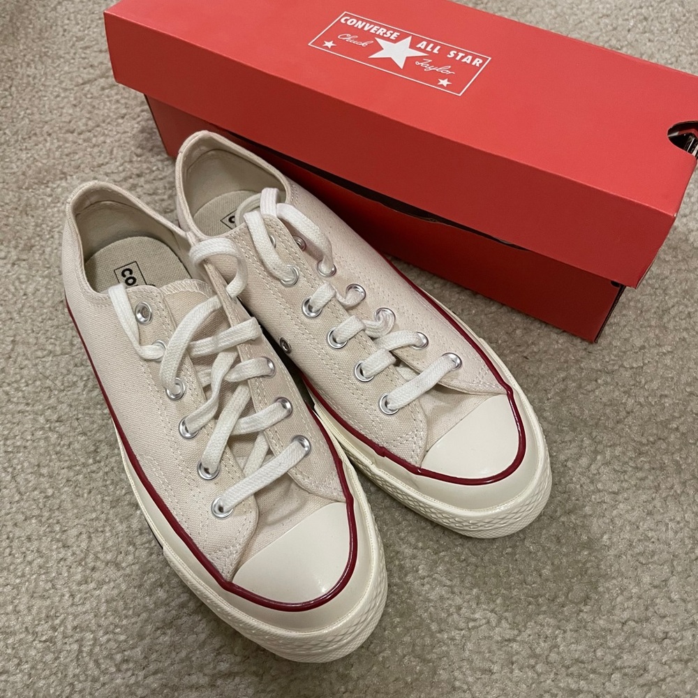 Like New!! Converse Chuck 70 Parchment in US7.5